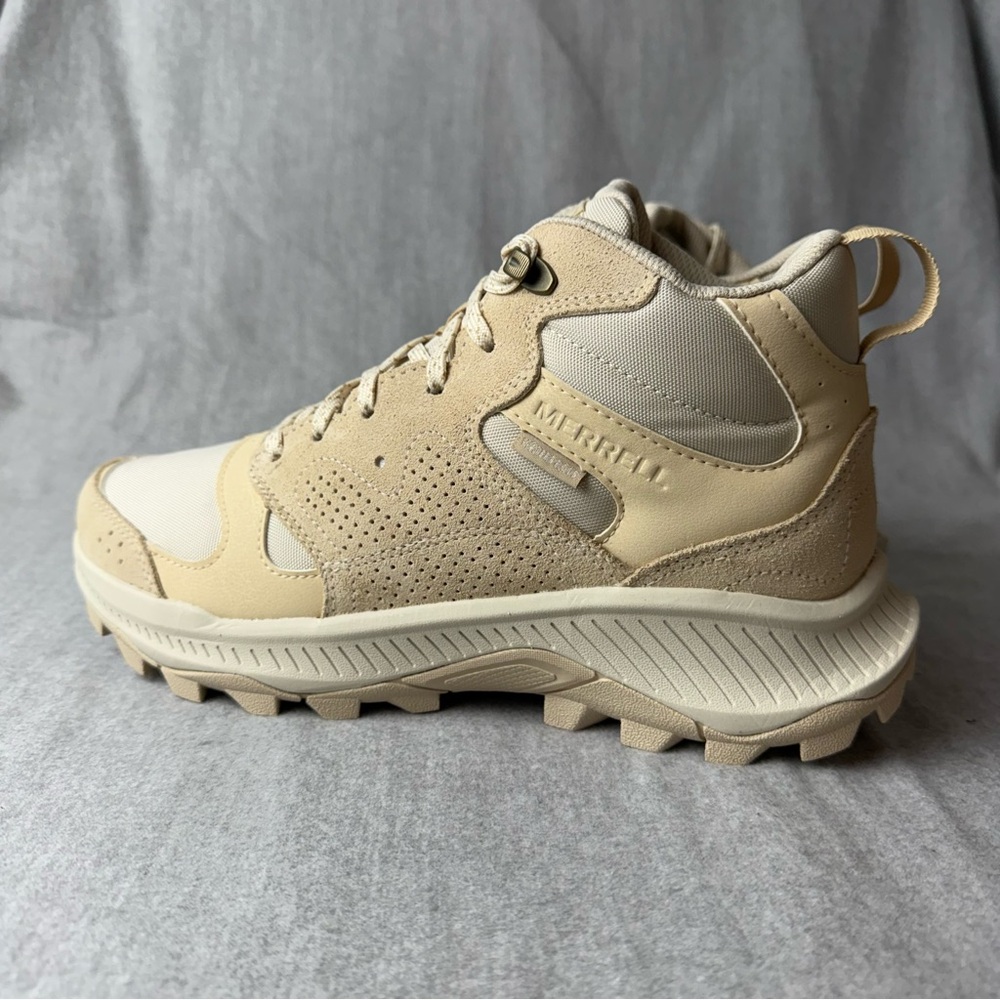 Merrell Beige/Tan Athletic Hiking Shoe